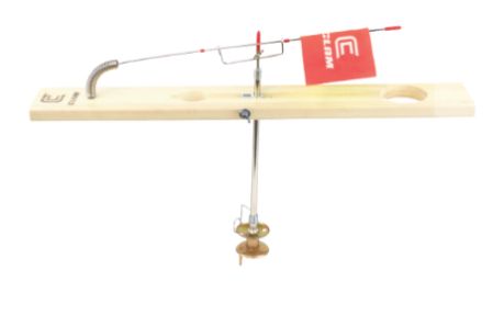 Clam Deluxe Wood Tip Up