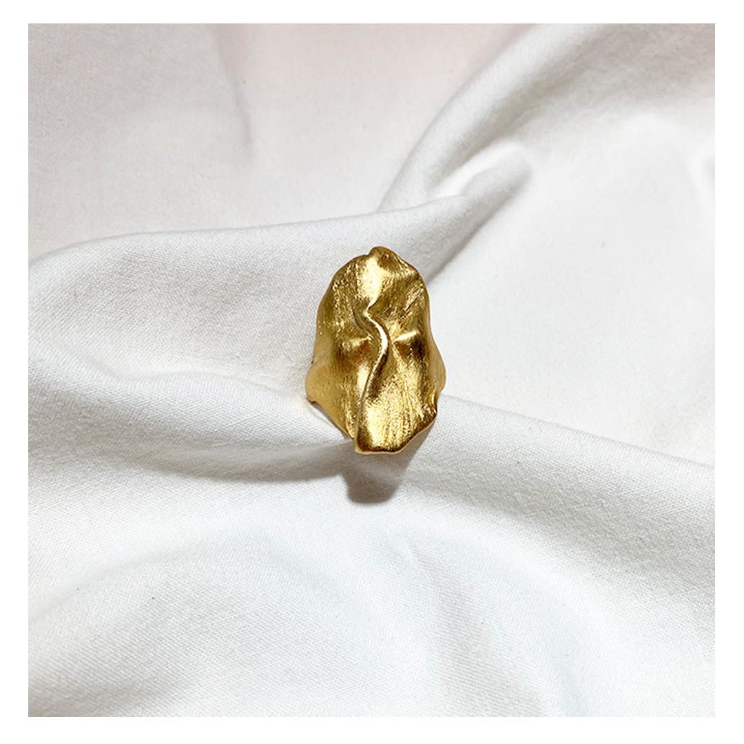 THE SILK STATEMENT RING