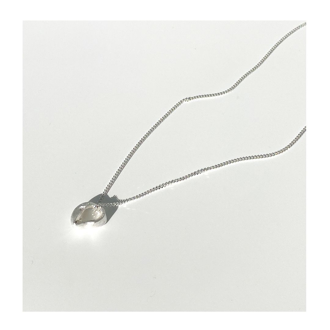 THE SILK TUBE NECKLACE