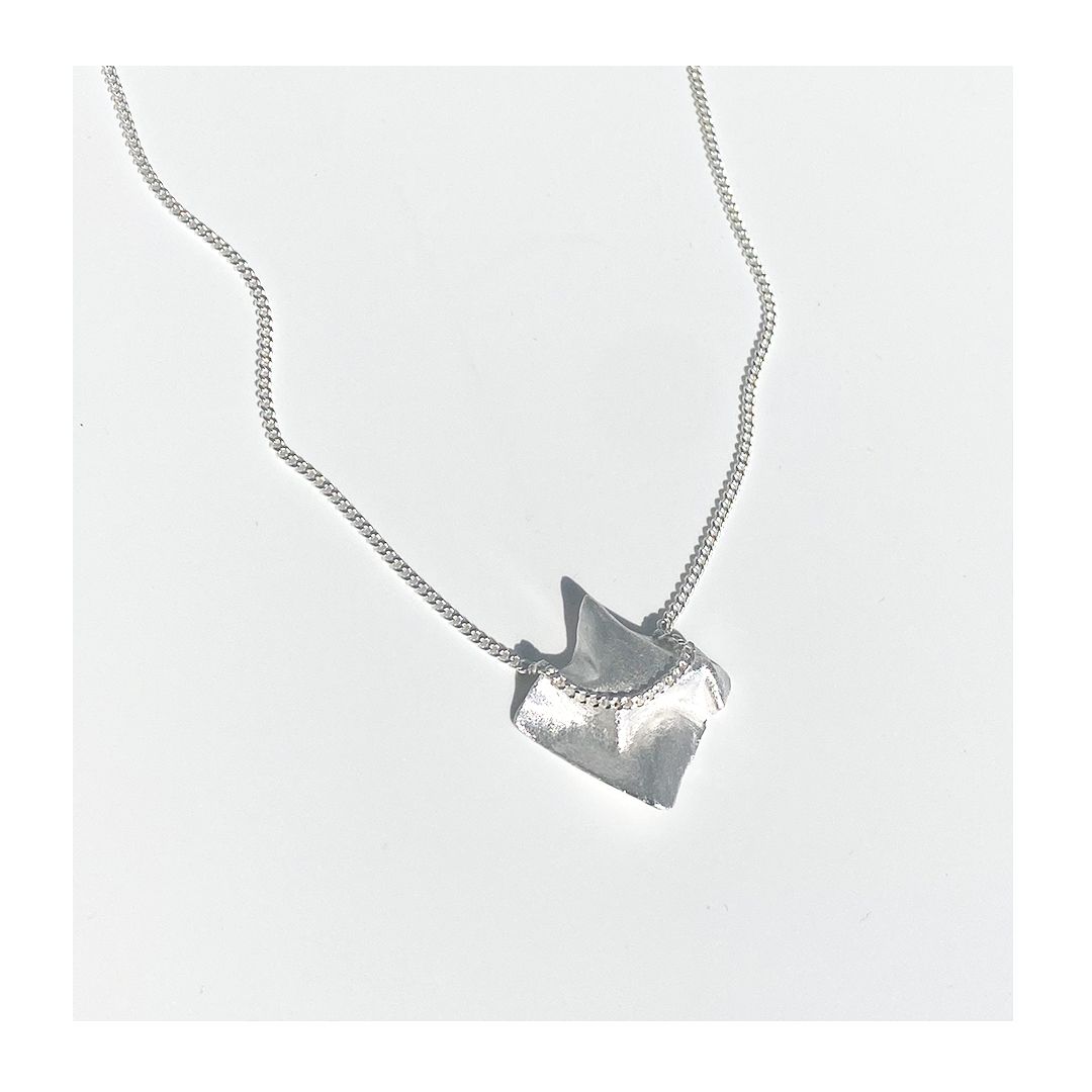 THE SILK OVERLAY NECKLACE