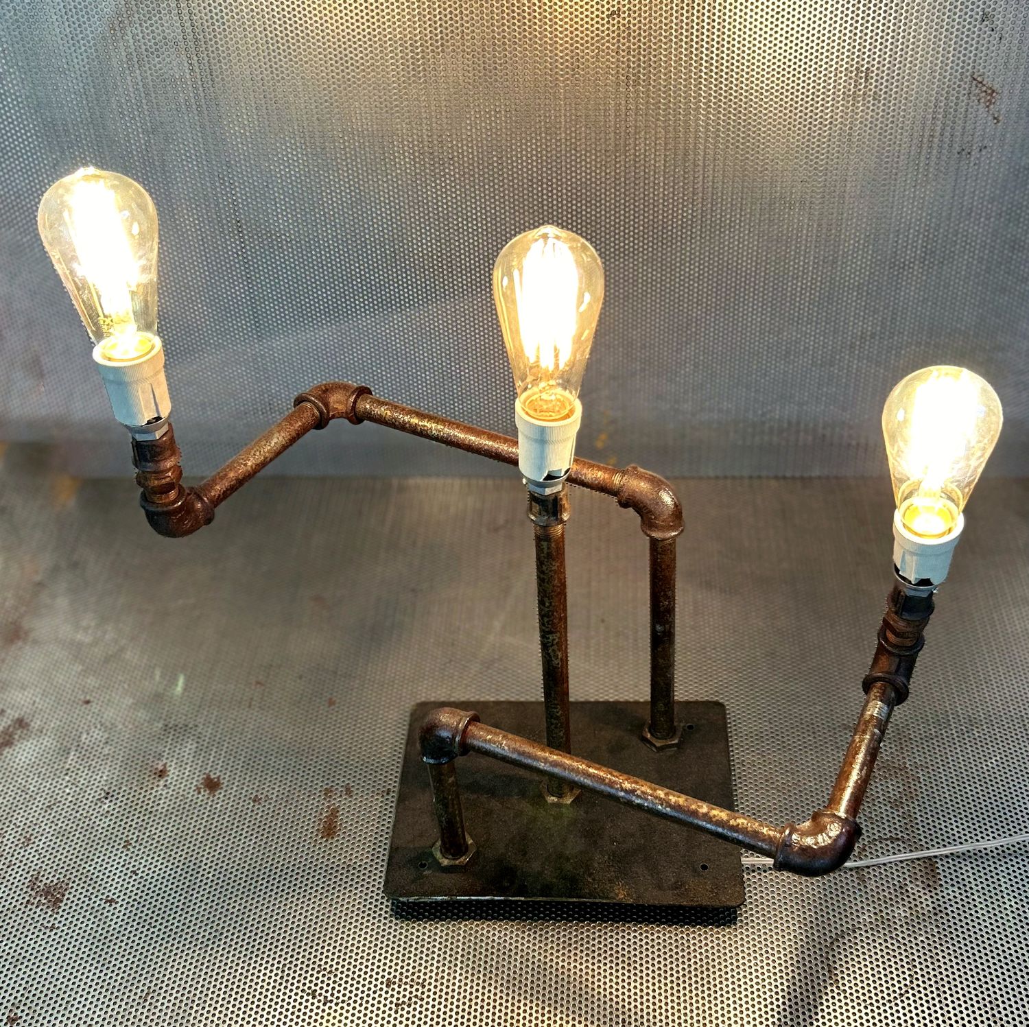 Bross - 3 lámparas  50x25x42h cm