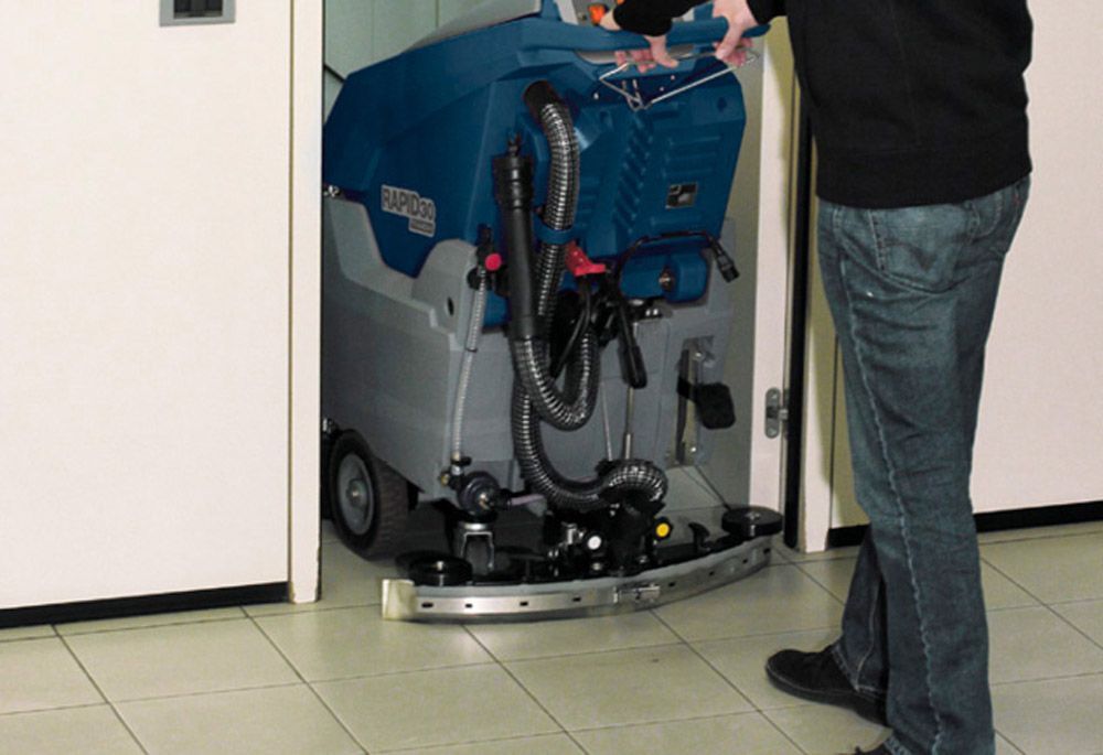 LAVASCIUGAPAVIMENTI A BATTERIA WIRBEL
RAPID 30 SM 45BC TOUCH