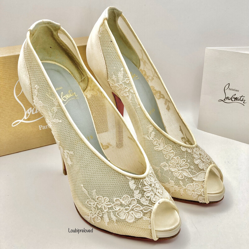 Christian Louboutin Peep Toe 120 Antique Ivory Lace Satin UK 2 EU 35