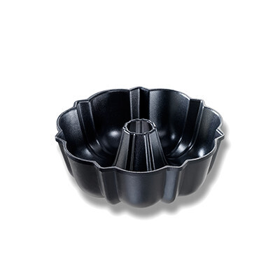 Chicago Metallic 51224 Pan, 48 oz., 8-3/16&quot; dia., no handles, 10 gauge cast aluminum, non-stick, black, made in the USA with global materials