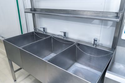 Compartment Sinks