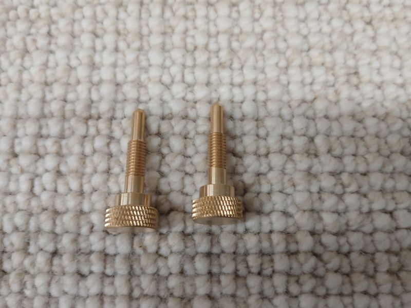 Replacement Brass Screws are specifically designed for use with the Doctor Roller 7" Spreader (DR7S)