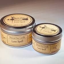 Akivodu Candle 4oz- Love Spell