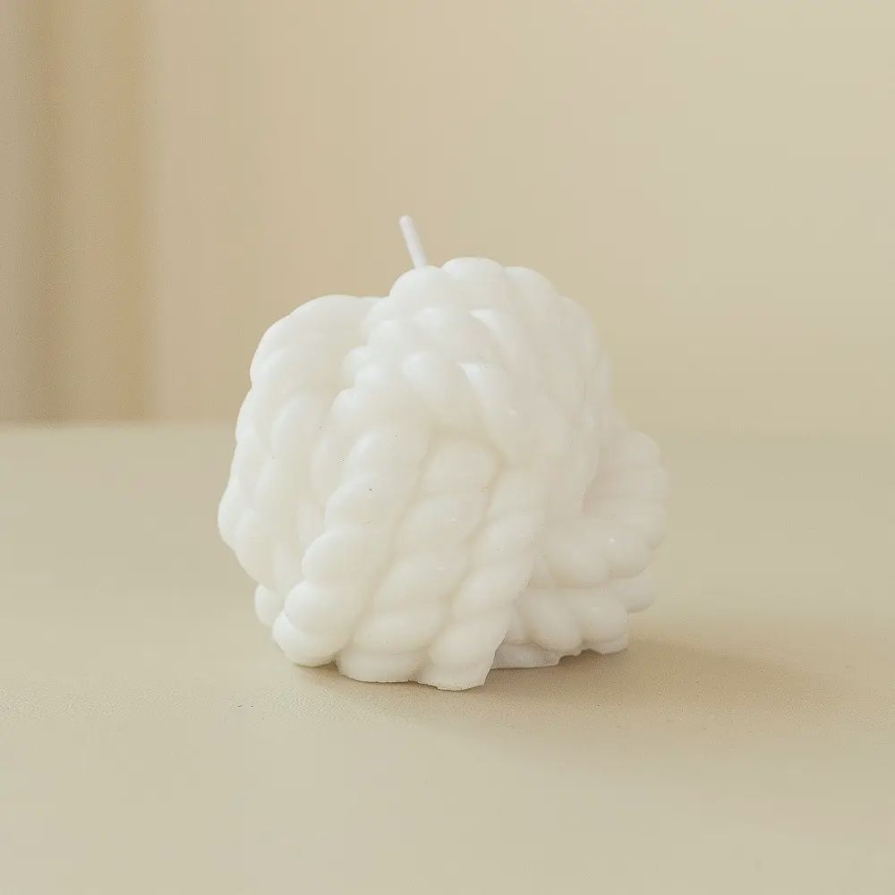 Rope Knot Wax Candle