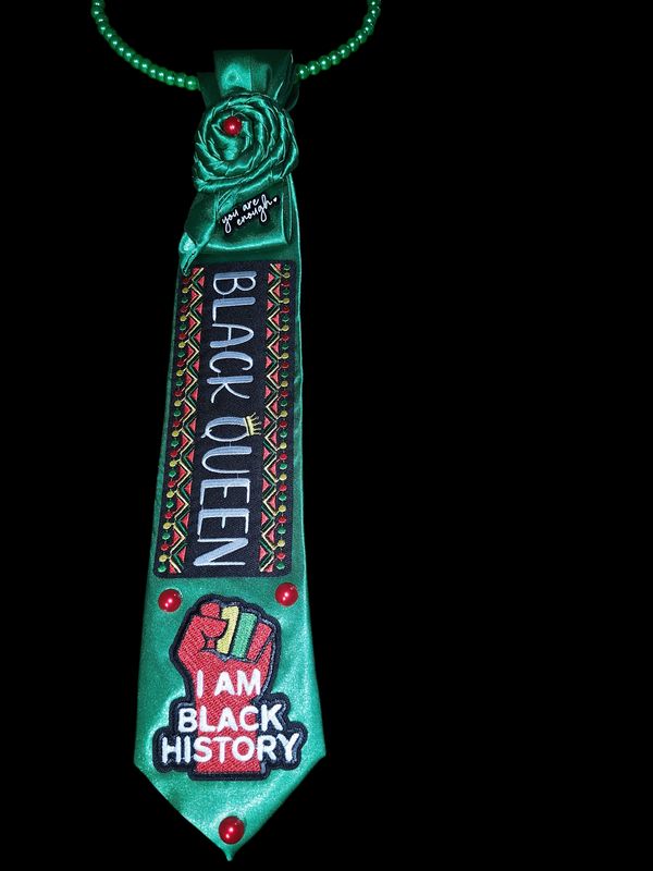 Black Queen Tie
