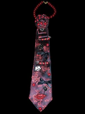 Red Pearl Tie