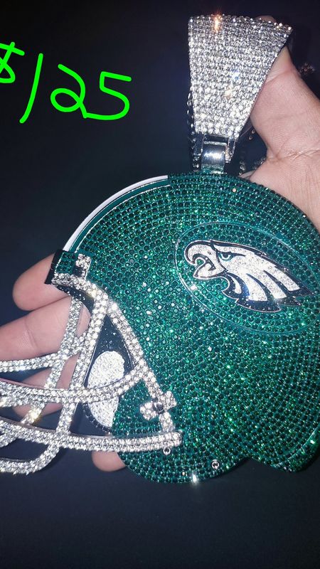 Helmet Chain
