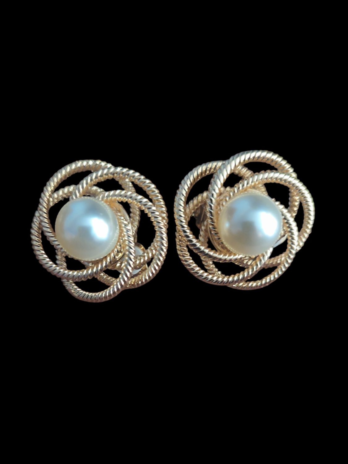 Spiral clipons