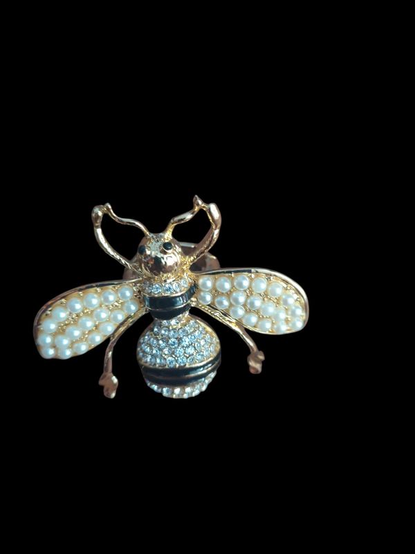 Bee Ring