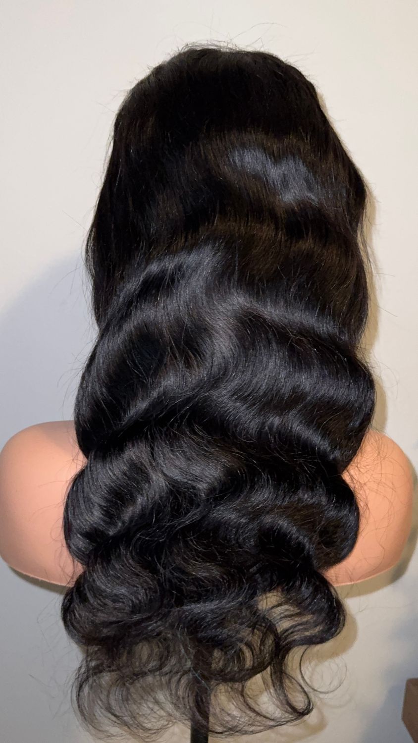 Peruvian Body Wave, 22”  HD lace 13x4