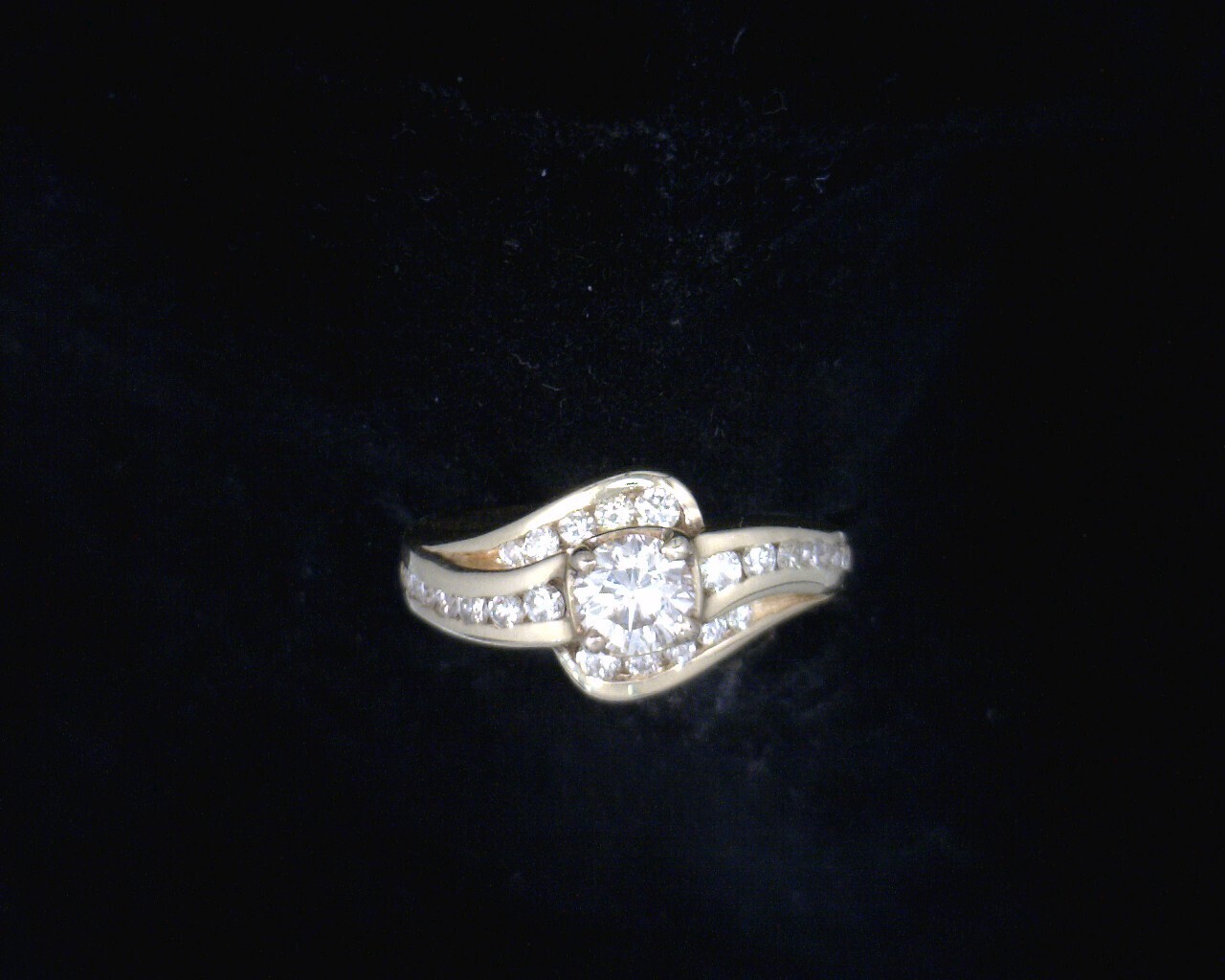 54857 Yellow Gold Diamond Lady's Ring