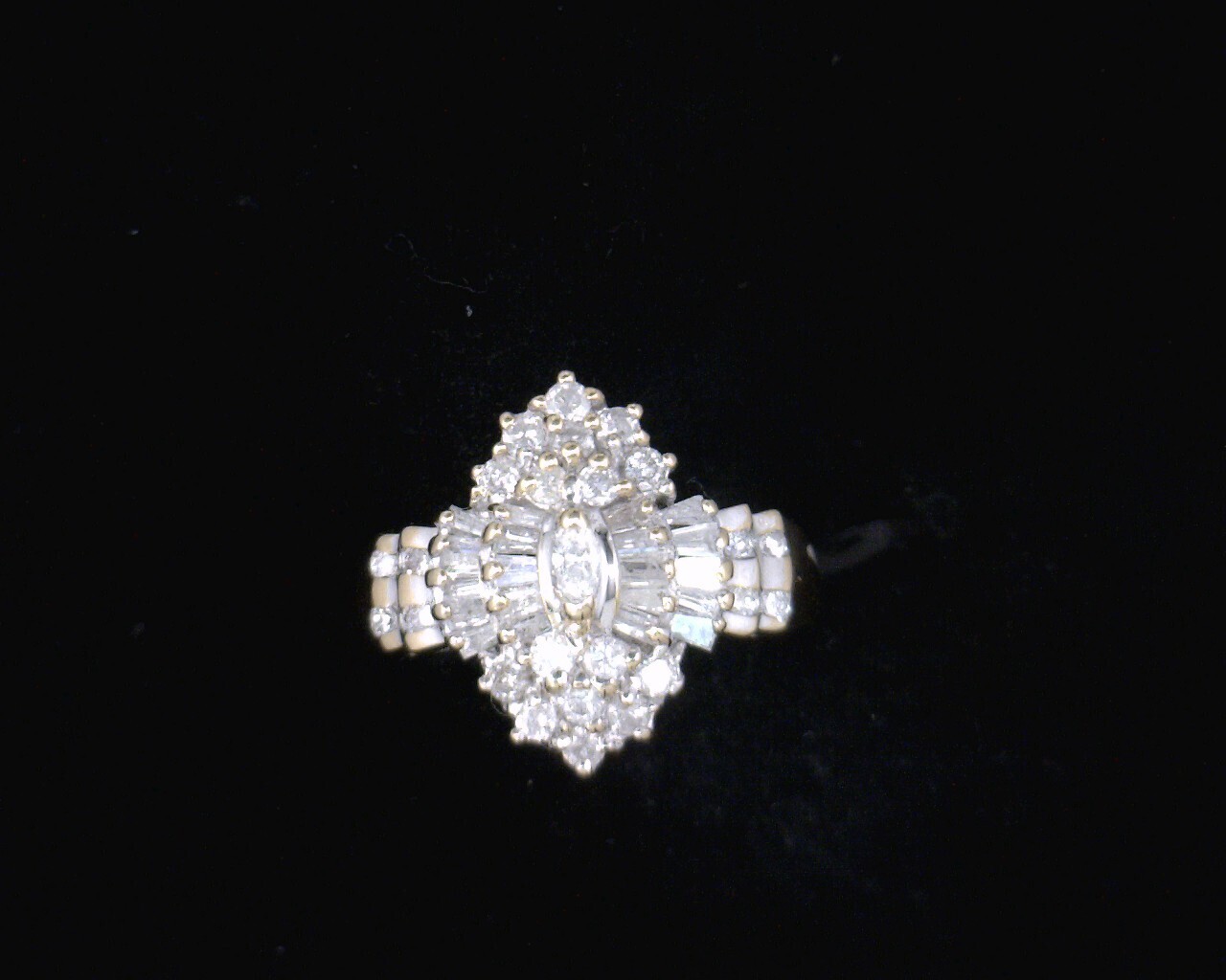 55018 Yellow Gold Lady's Diamond Fashion Ring