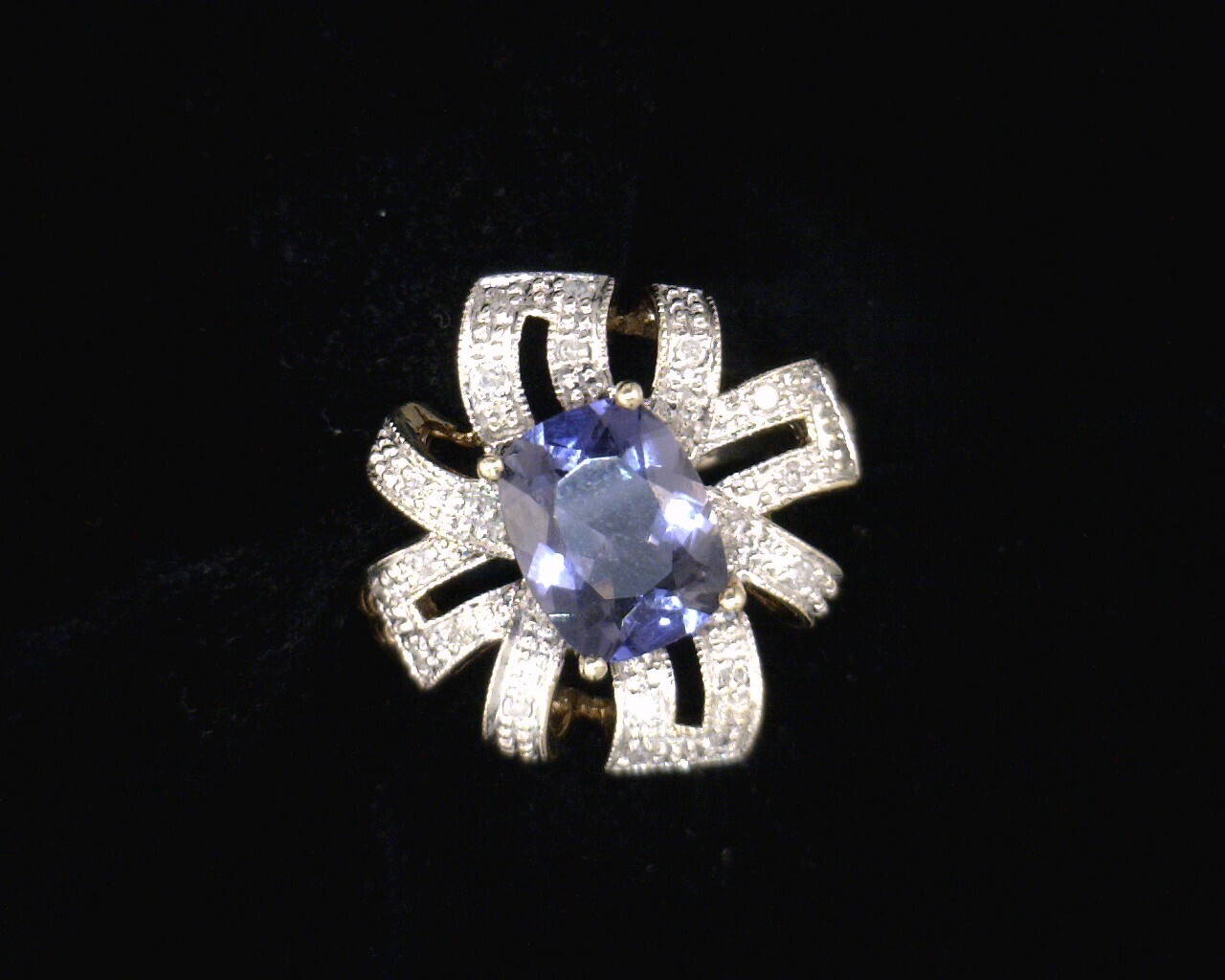 52430 Yellow Gold Lady's Tanzanite & Diamond Ring