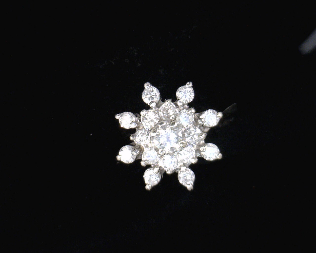 53681 White Gold Lady's Diamond Cluster Ring