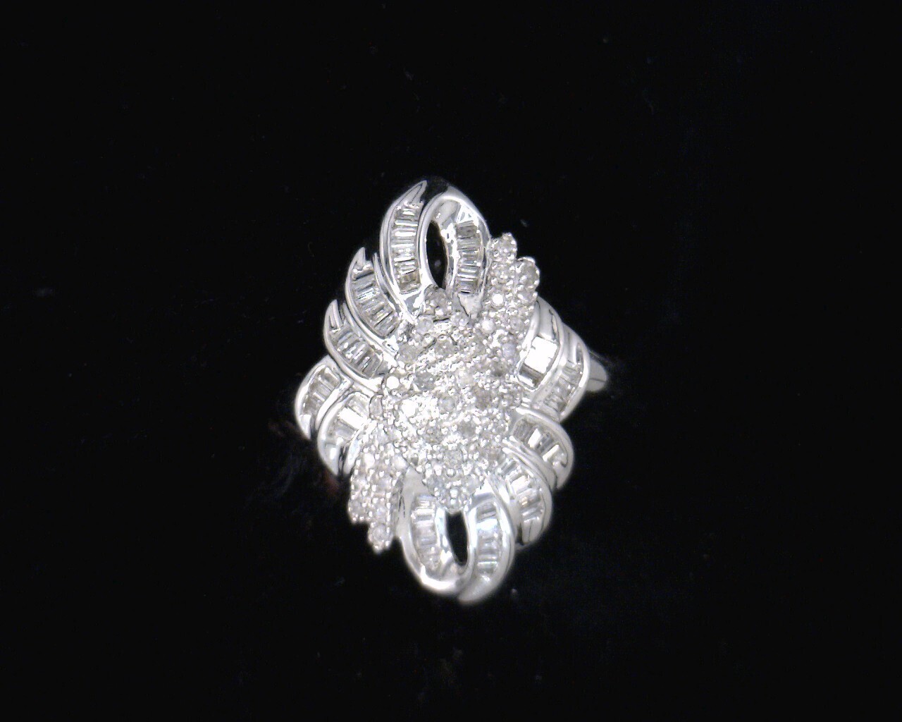 54715 Yellow Gold Fashion Ring