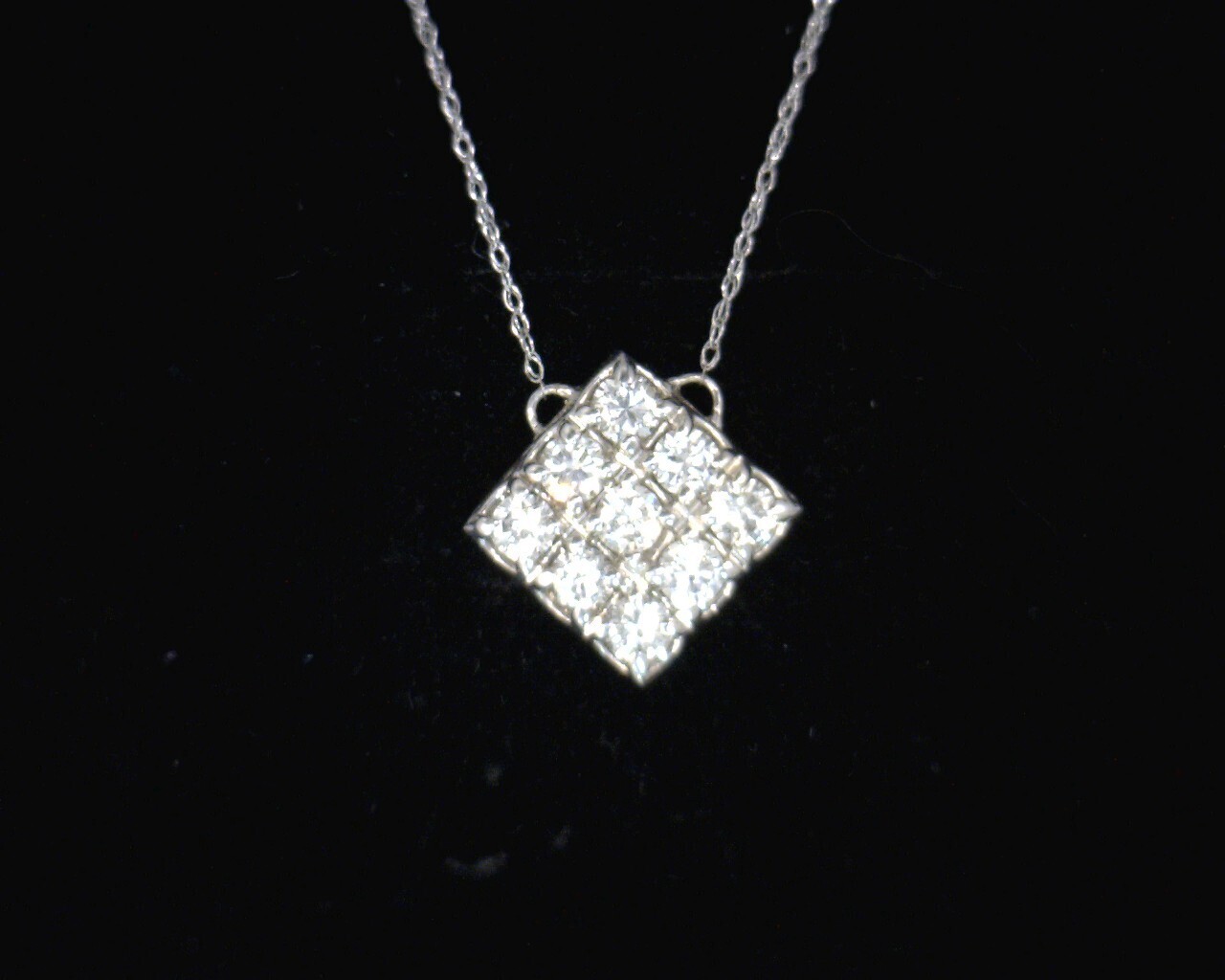 52584 White Gold Lady's Square Cluster Necklace