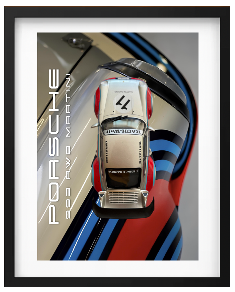 PORSCHE 993 RWB MARTINI #11 1:18