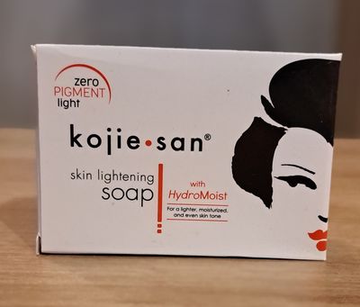 Kojie SAN Skin Lightening Soap (135g)