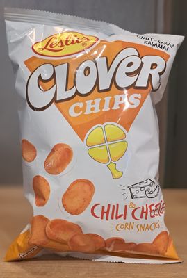 Clover Chilli and Cheese (145g)