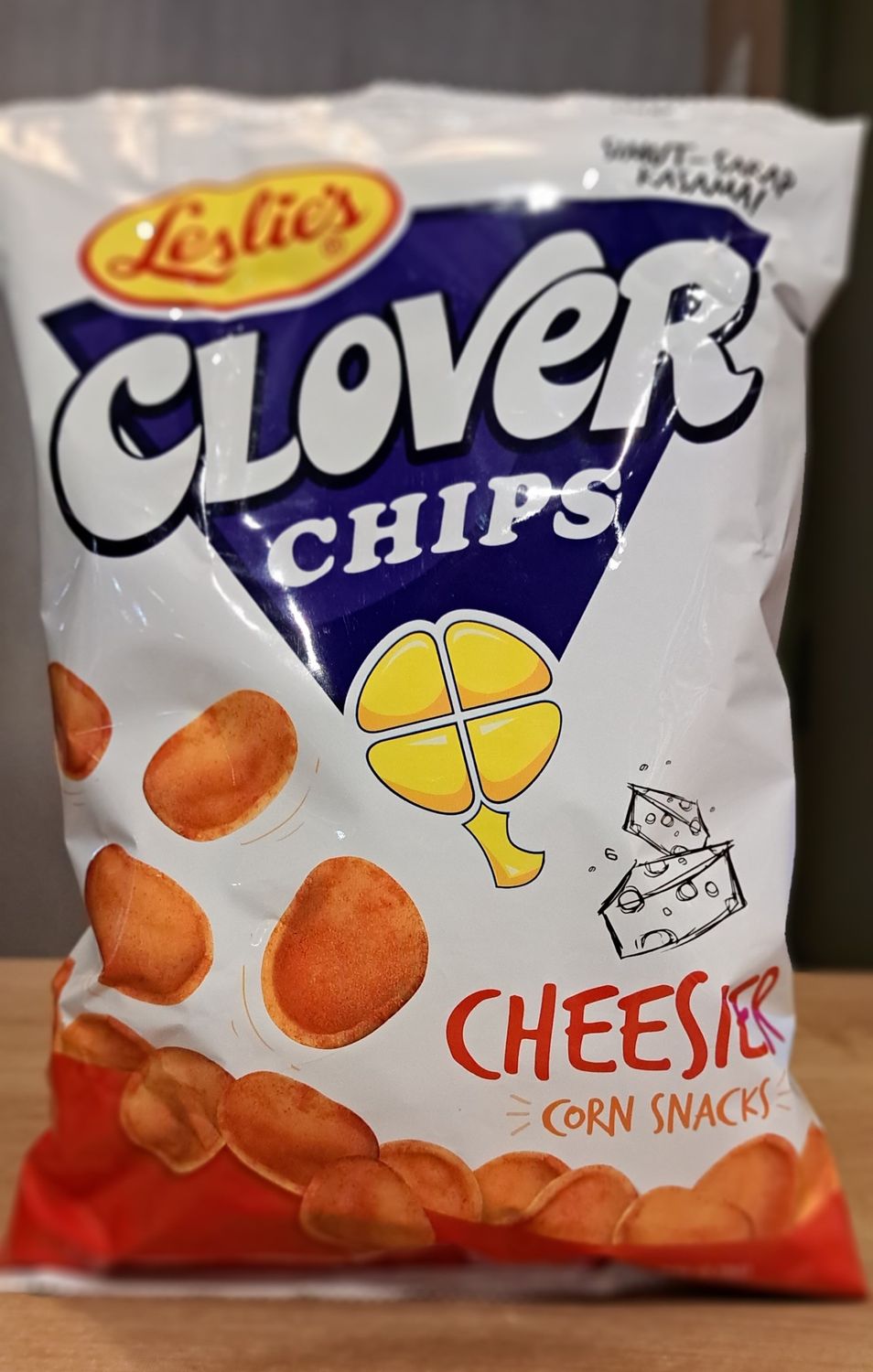 Clover Chips Cheesier (145g)