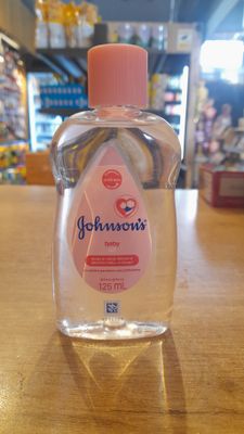 Johnson&#39;s Baby Oil 125ml