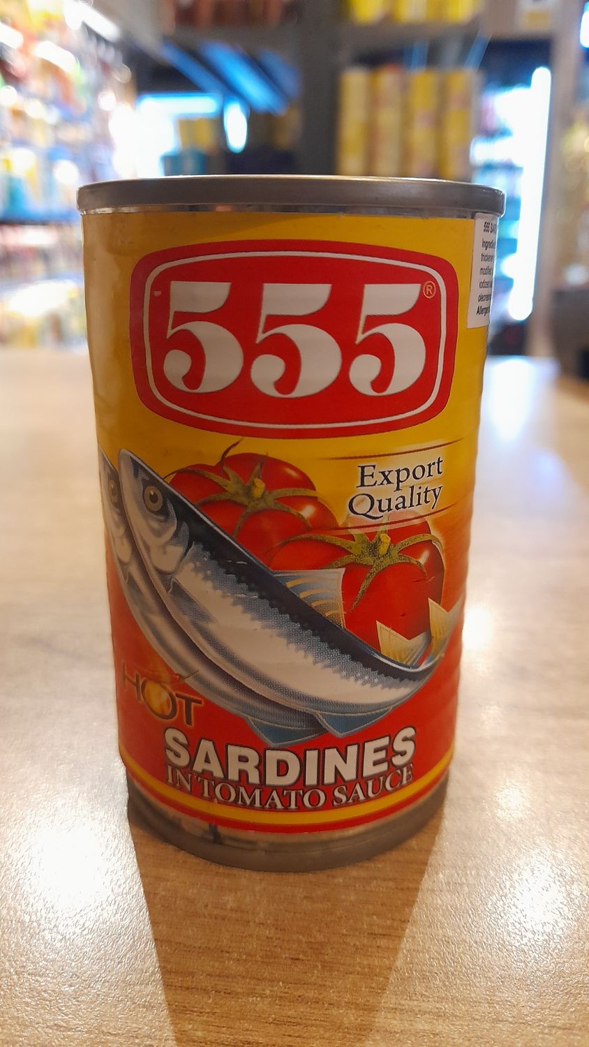 555 Sardines in Tomato Sauce Hot (115g)