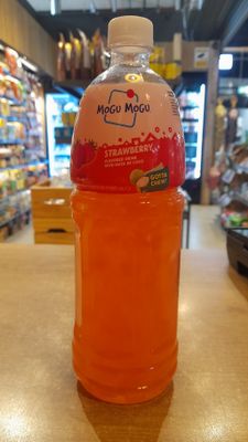 Mogu Mogu Strawberry  (1L)