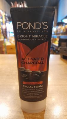 Pond's Bright Miracle Active Charcoal (100g)