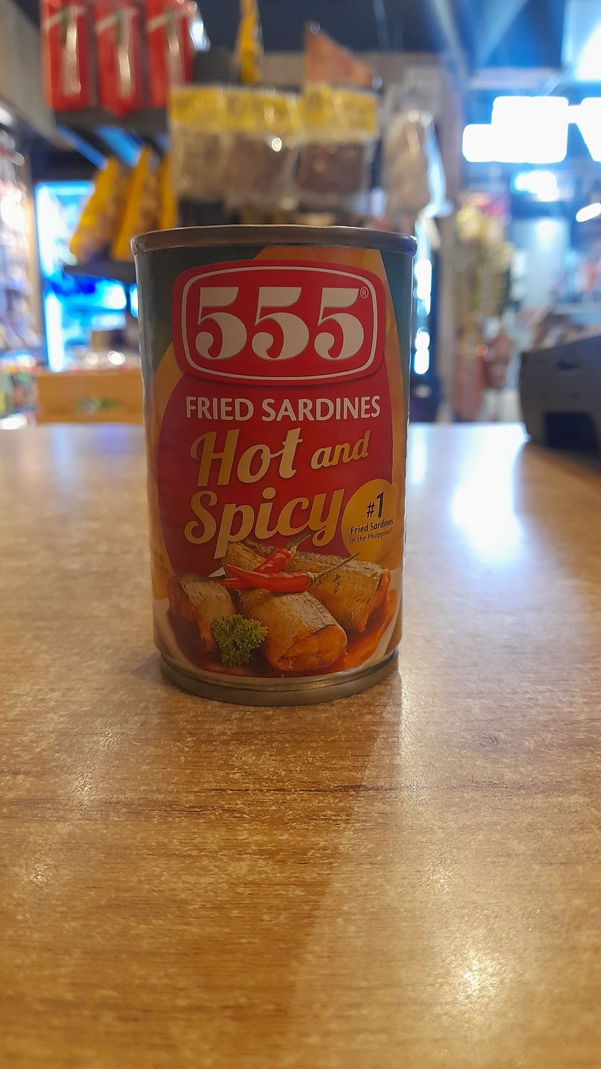 555 Fried Sardines Hot &amp; Spicy (155g)