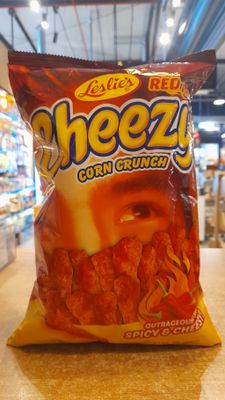 Leslie Cheezy Corn Crunch Hot (150g)