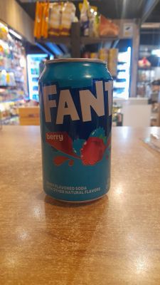Fanta Berry (355ml)