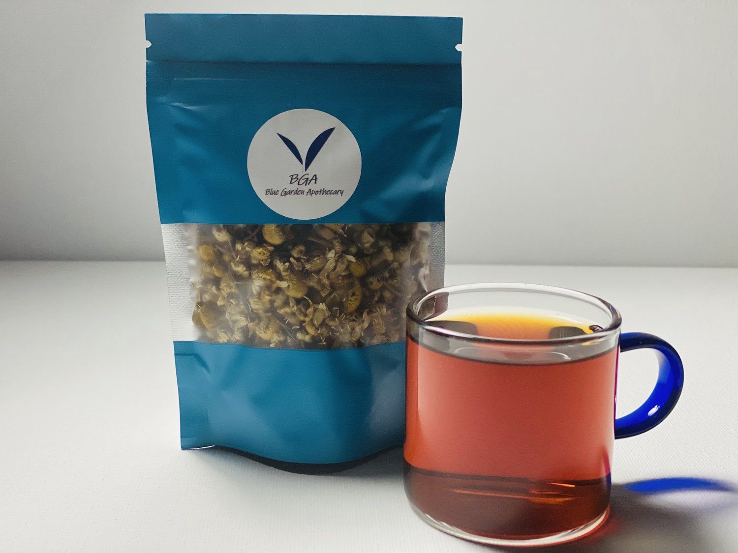 Blue Garden Apothecary Tea, Flavour: chamomile oolong