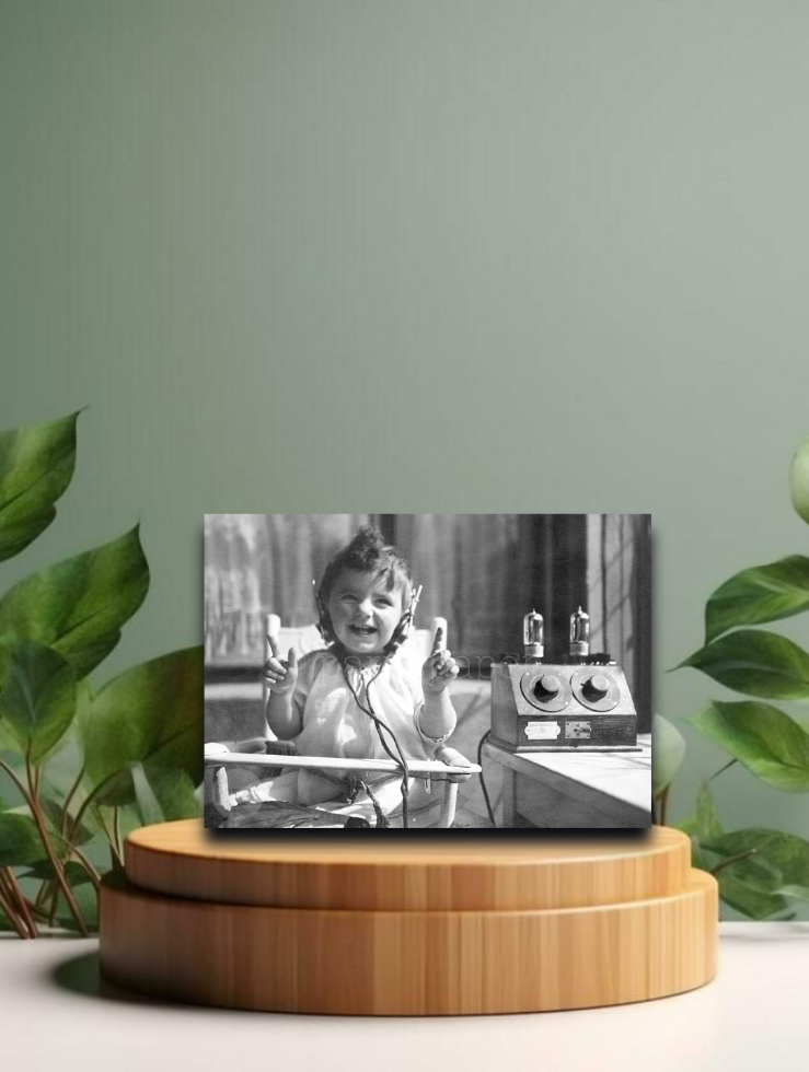 Vintage Postkarten - „Chartbreaker Heartbreaker“ - 12x17cm