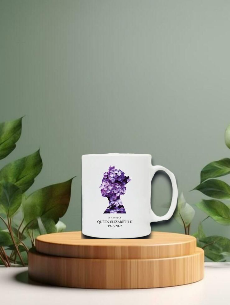 Queen Elizabeth 1926-2022 Memorial Mug Lilac Flowers