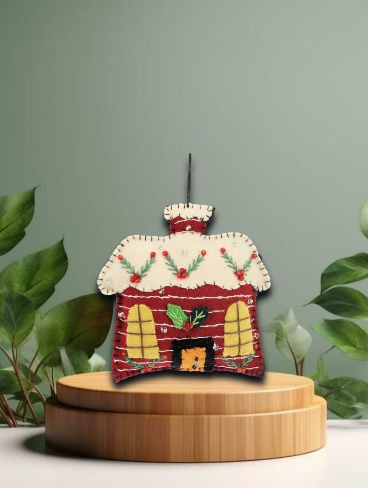 Haus rot mit Schnee, Filz 10x2x9,5cm