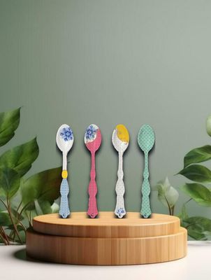 Set 4 Teaspoons Royal