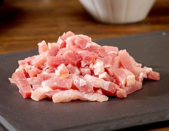 Lardons fumés Bio, 19.55€/kg. 
Vendu par 1kg soit: