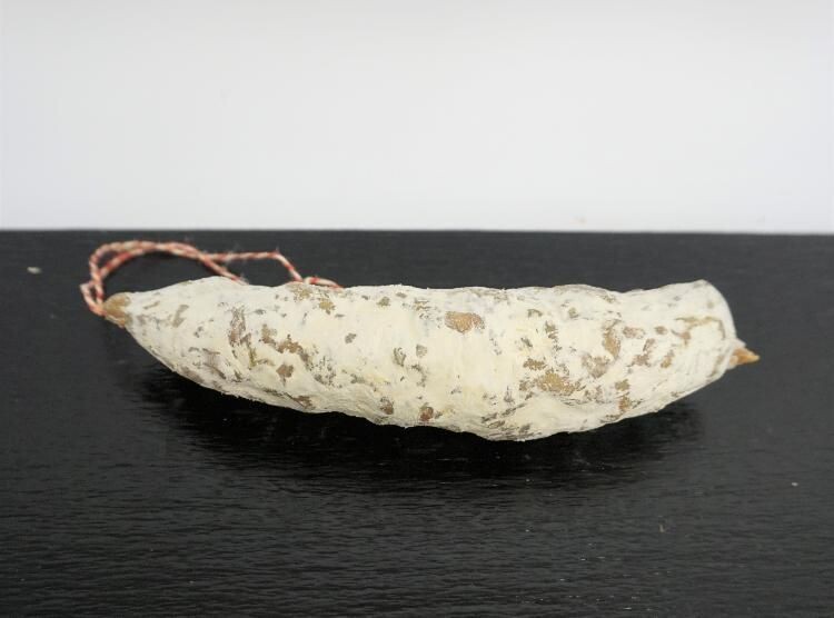 Saucisson sec pur porc Bio, 23.46€/kg. Vendu par 2,5kg soit: