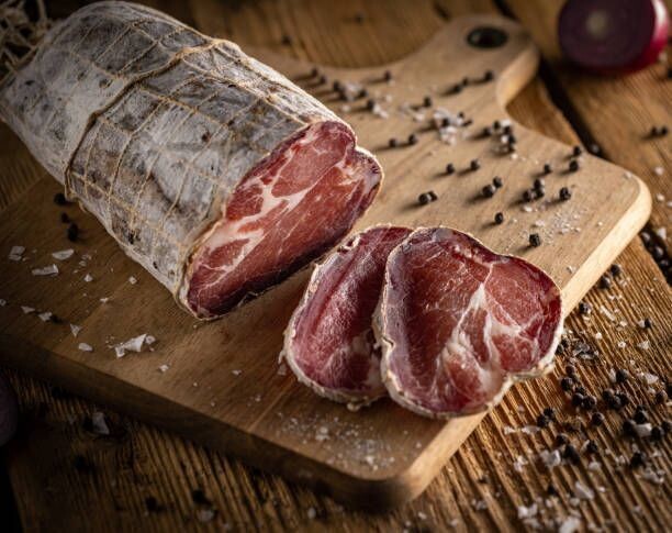 Coppa s/sel nitrité Bio, 26.83€/kg. Vendu par 1.2kg soit:
