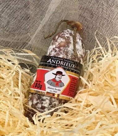 saucisson sec au fromage de chèvre, 200gr, 24.85€/kg.