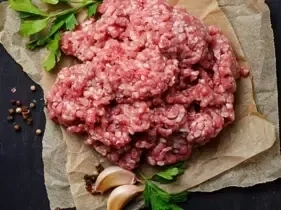 Farce, 9.24€/kg. Vendu par 2.5kg soit: