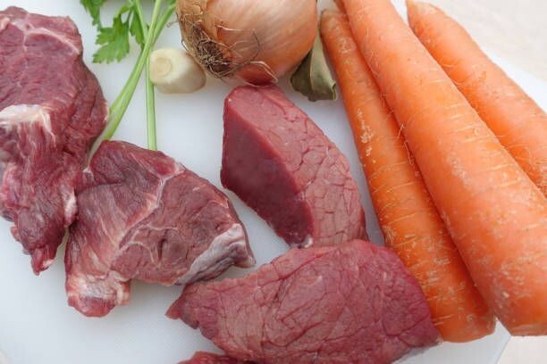 Sauté de veau Bio, 15,34€/kg. Vendu par 2kg soit: