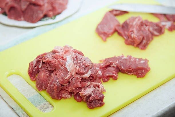 Emincé de veau Label rouge du Ségala, 2.5kg en 10gr, 23.62€/kg