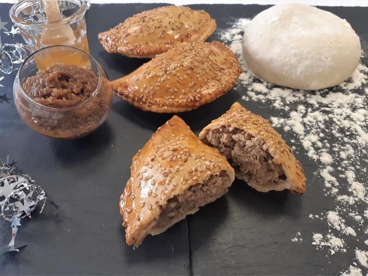 Empanadas canard fermier, potimarron, châtaigne X2,  32.10€/kg.