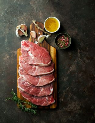 Lamm Gigot Steaks mit Knochen 2Stk