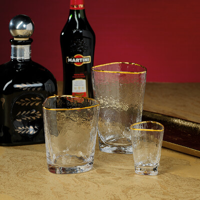 Aperitivo Triangular DOF Glass-Clear w/Gold Rim